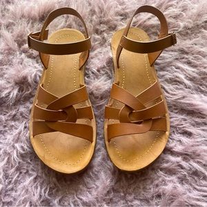 Soda brown strap sandals women sz 6